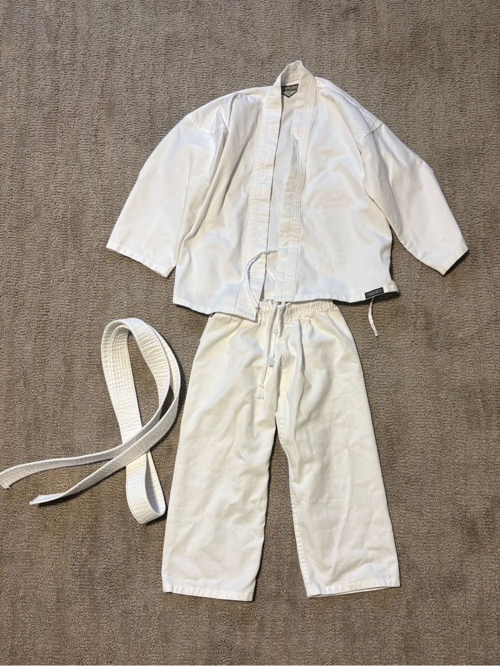 Kids White Martial Arts Uniform Set with Belt - size 00
